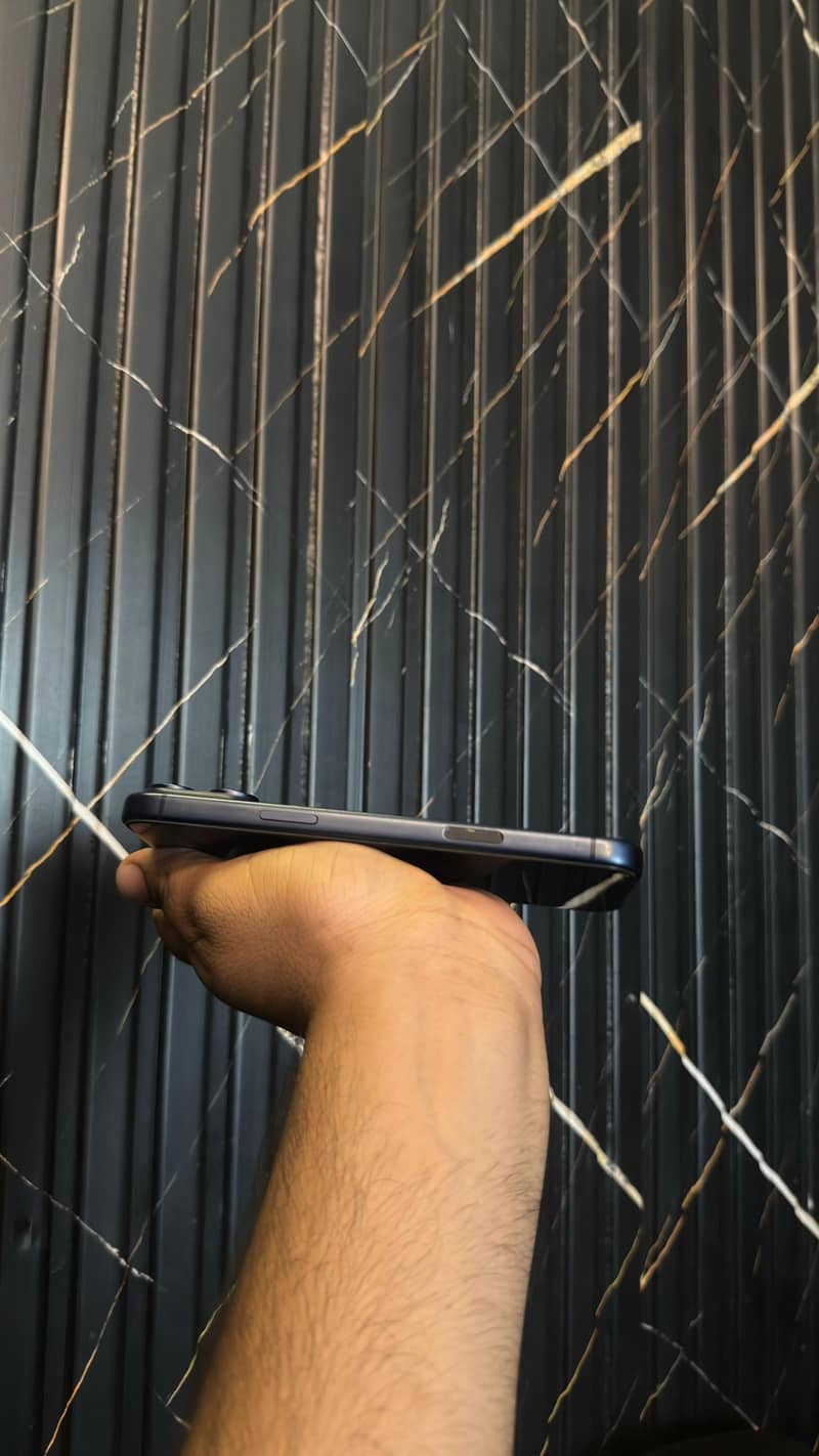 Apple iPhone 17 Pro Max 1