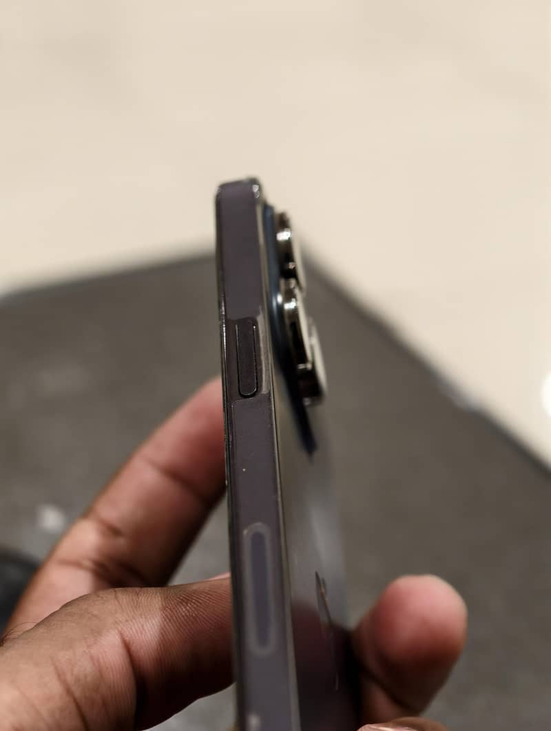 Apple iPhone 14 Pro Max 2