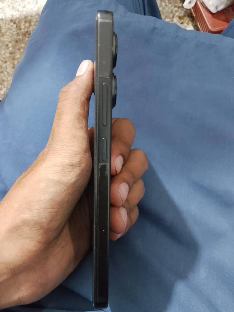 Xiaomi Redmi Note 13 3