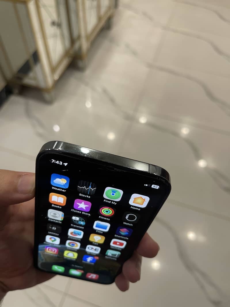 Apple iPhone 12 Pro 1