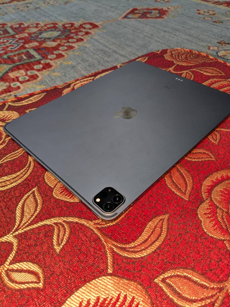 Ipad Pro M1 12.9 (5th Generation) 8