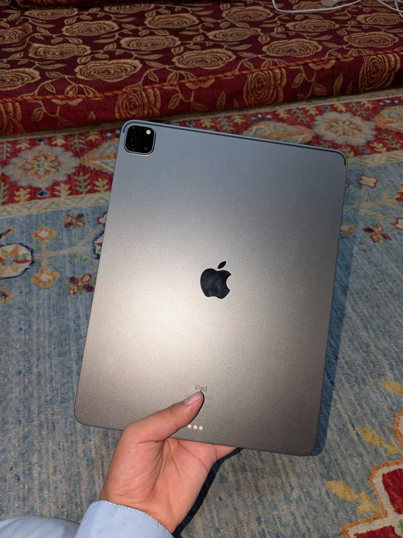 Ipad Pro M1 12.9 (5th Generation) 9