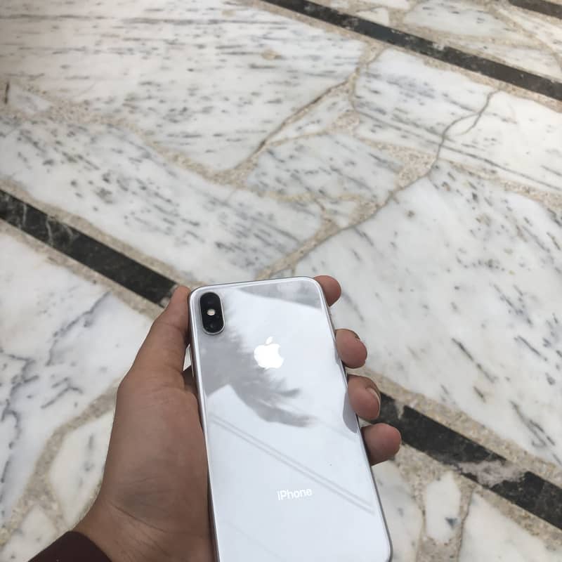 Apple iPhone X 0