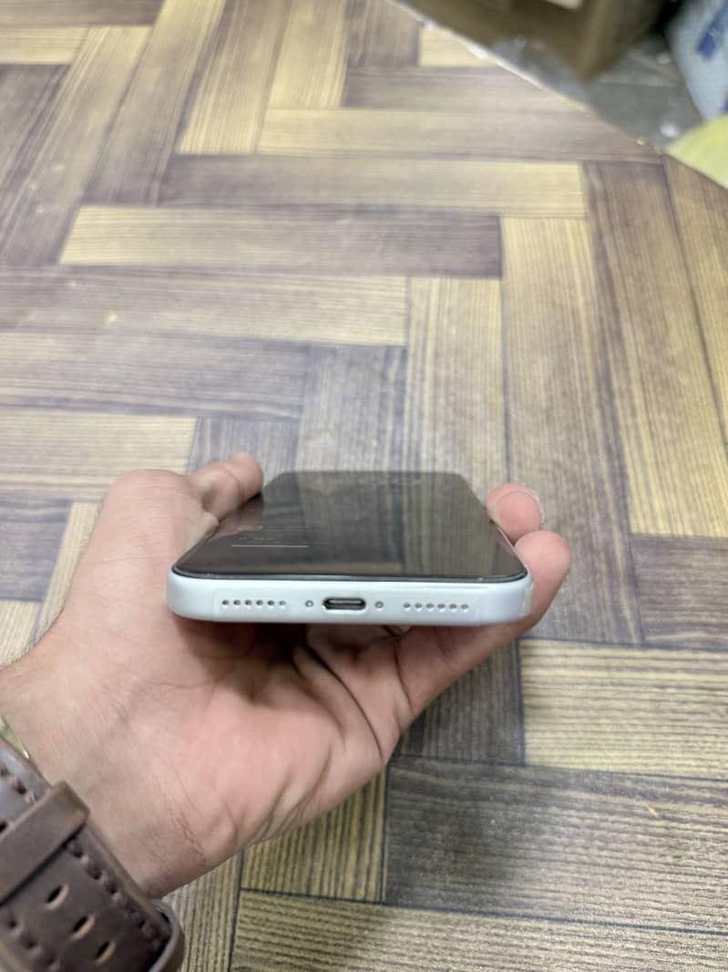 Apple iPhone 17 Pro Max 1