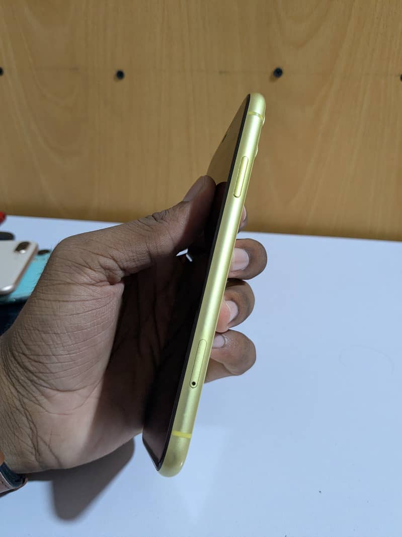 Apple iPhone 11 1