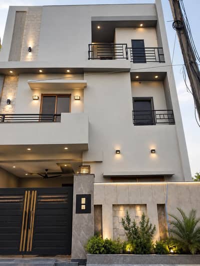 Newly opened Girls Hostel near UOL - Safe comfortable and fully fur