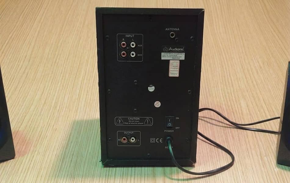 audionic woofer speakers 1