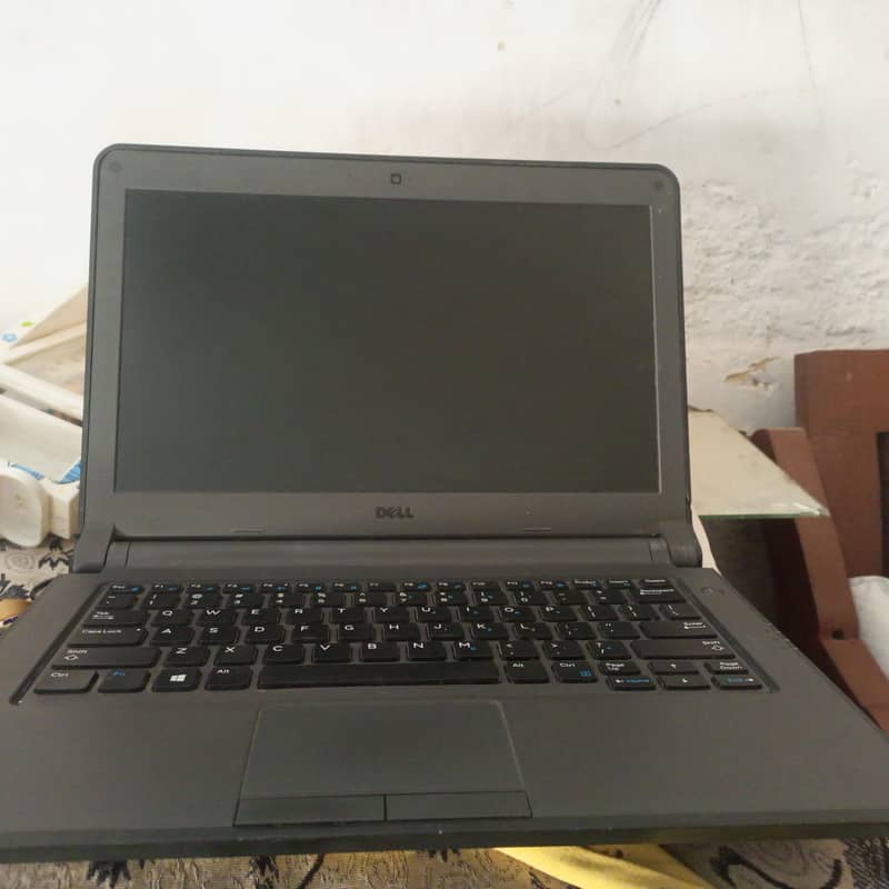 Dell leptop 3