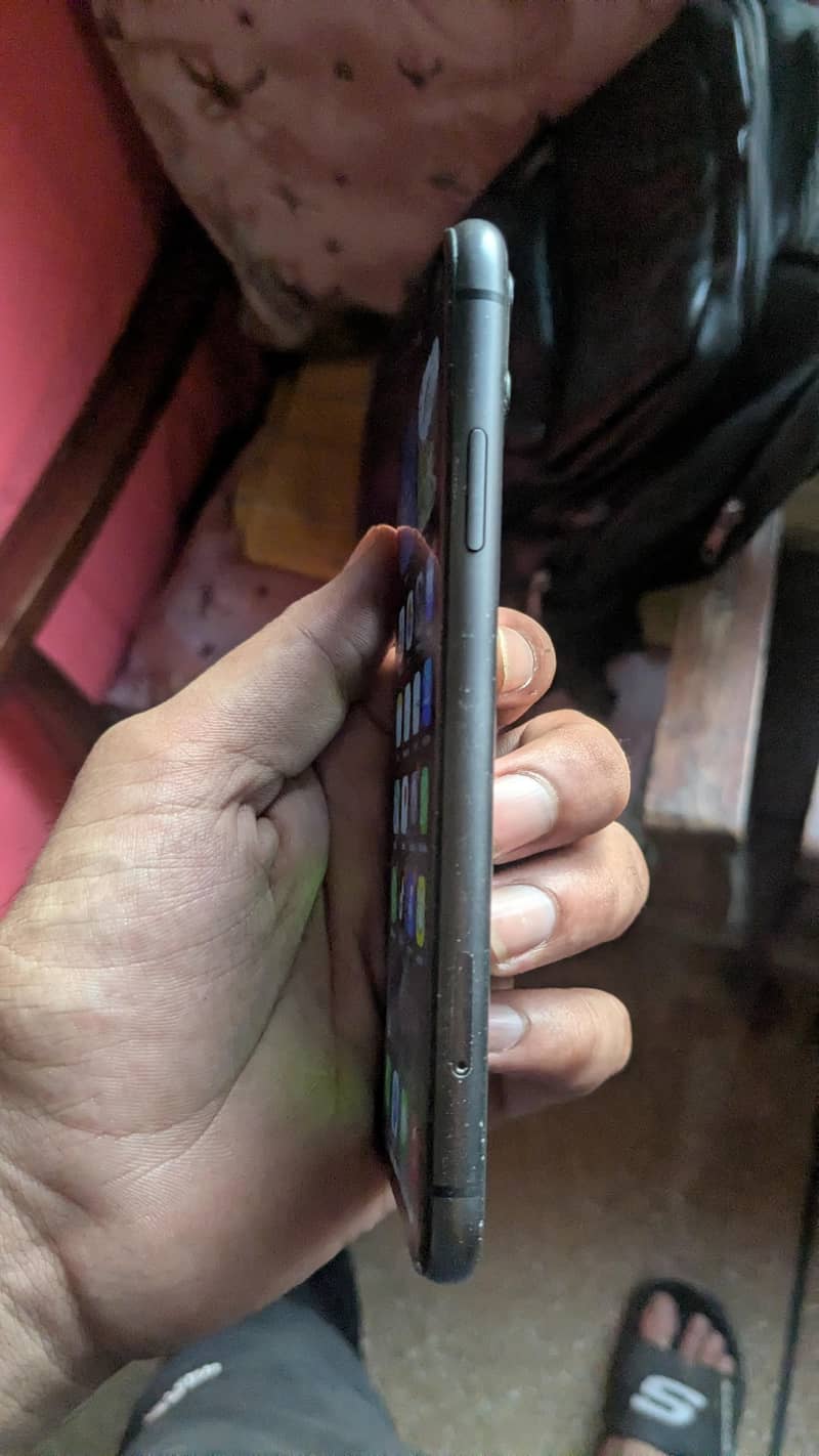 Apple iPhone 11 2