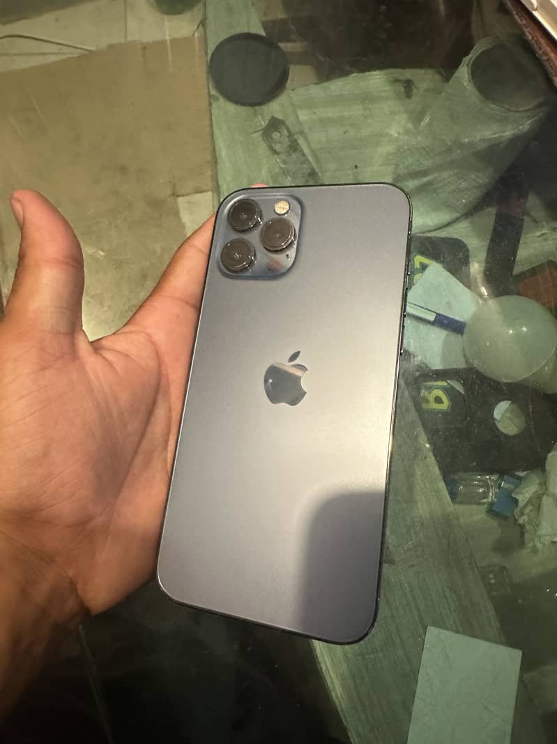 Apple iPhone 12 Pro Max 2