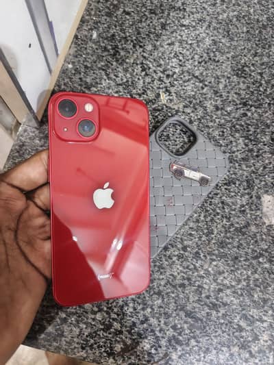 Apple iPhone 13