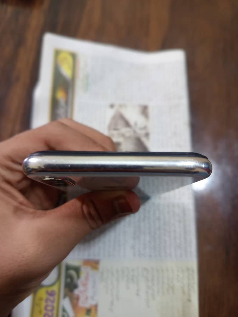 Apple iPhone X 0