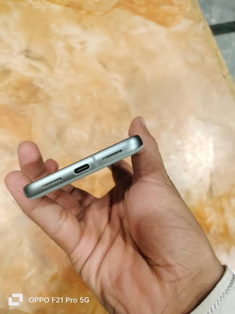 Google Pixel 8 1