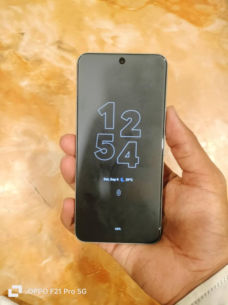 Google Pixel 8 2