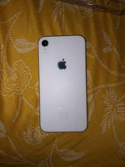 Apple iPhone XR