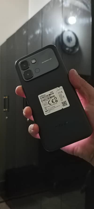Infinix Note Edge 5g 8.256 New Condition