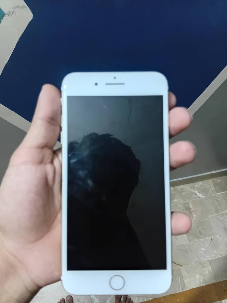 Apple iPhone 7 Plus 1