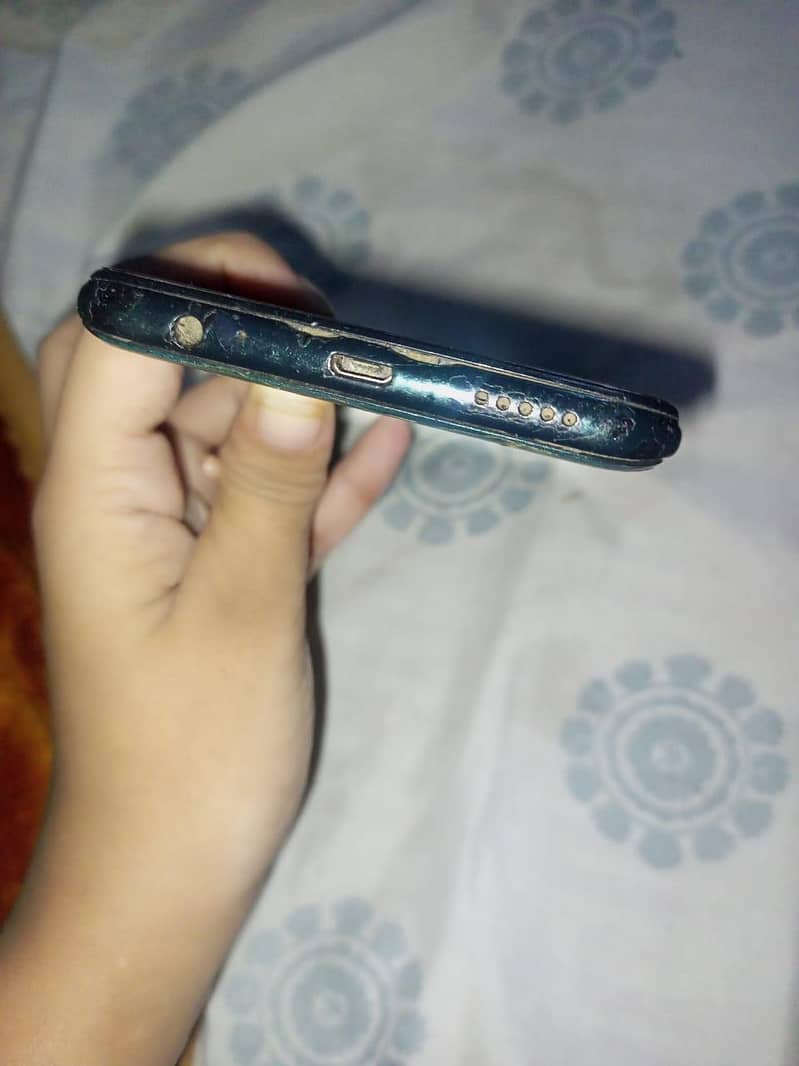 Infinix Note 7 4