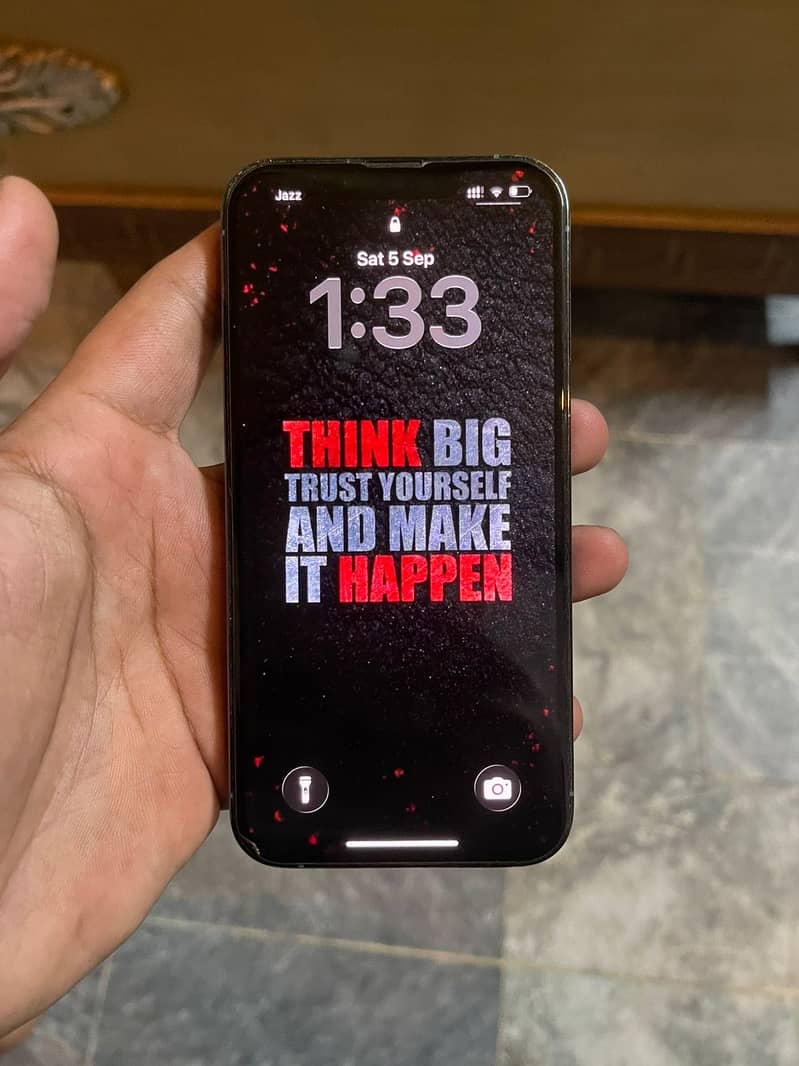 Apple iPhone 13 Pro 4