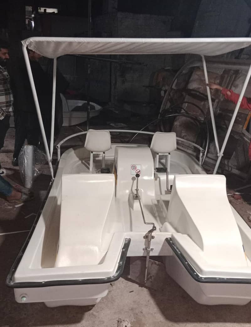 paddle boat 04 seater fiberglass chair safety railing - Boats - 1110514076