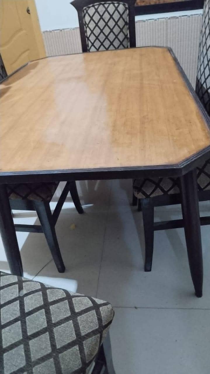 dining table with 6 chiars 1