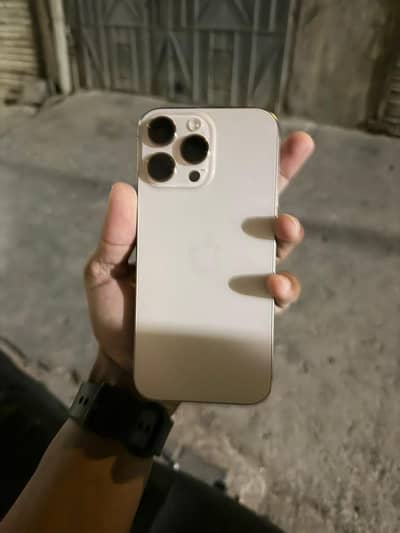 Apple iPhone 16 Pro Max