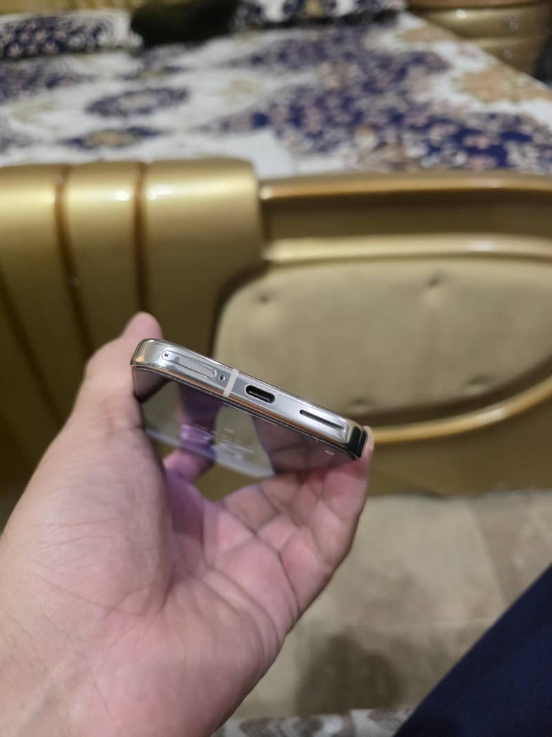 Google Pixel 9 Pro 6