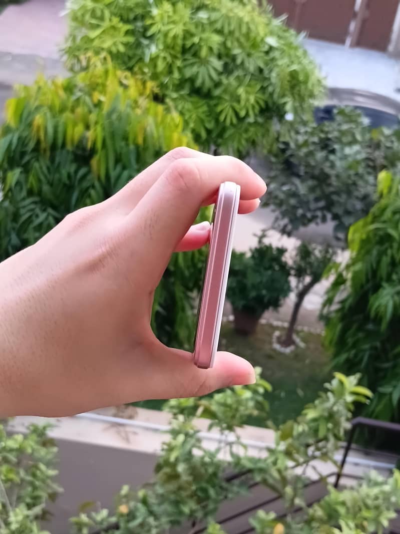 Oppo A57 4