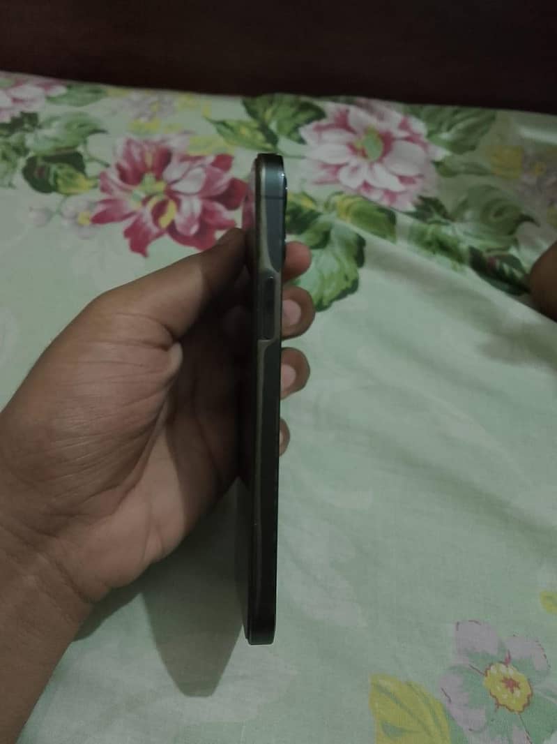 Apple iPhone 12 Pro 1