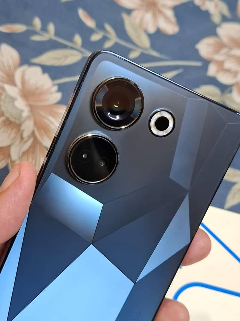 Tecno camon 20 2