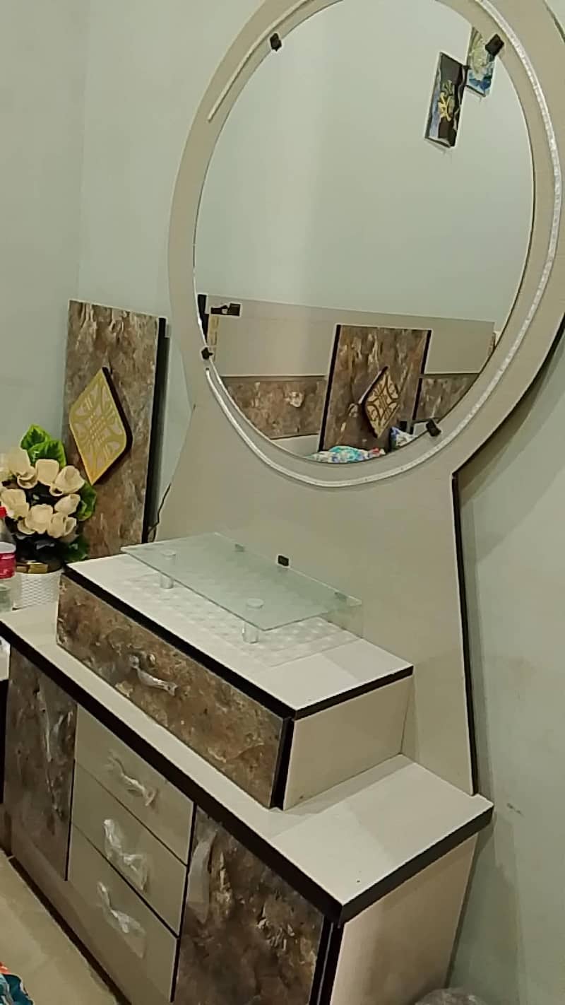 Dressing table 1