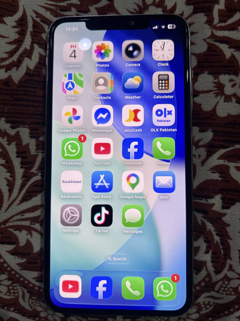 iPhone 11pro max 6