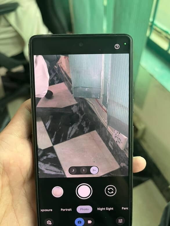 Google Pixel 7 4