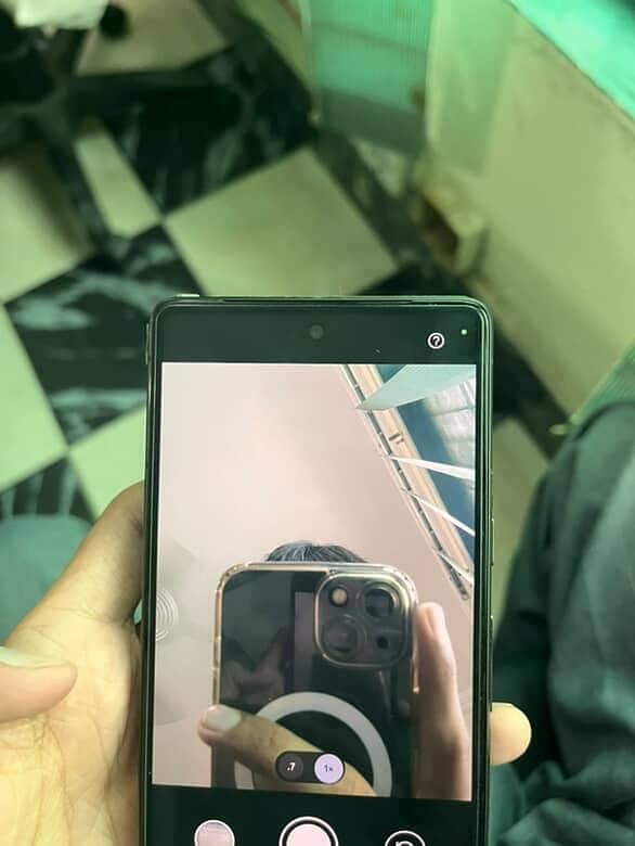 Google Pixel 7 5