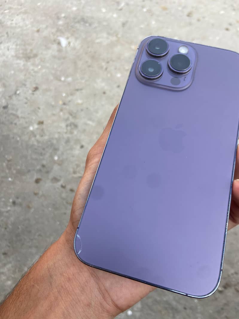 Apple iPhone 14 Pro Max 2