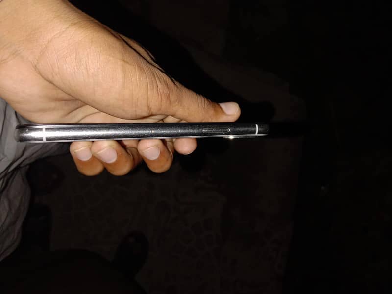 Apple iPhone X 2