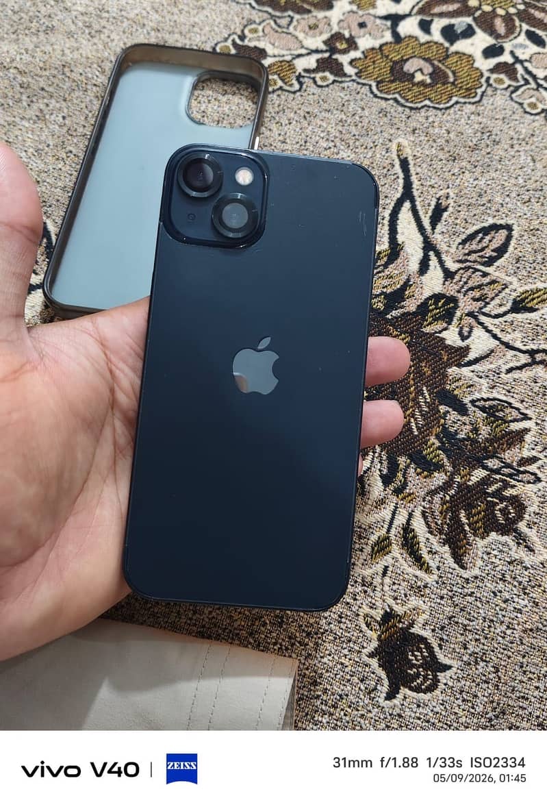 Apple iPhone 13 3