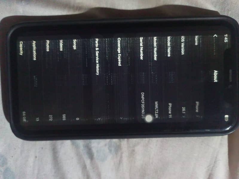 Apple iPhone 11 4