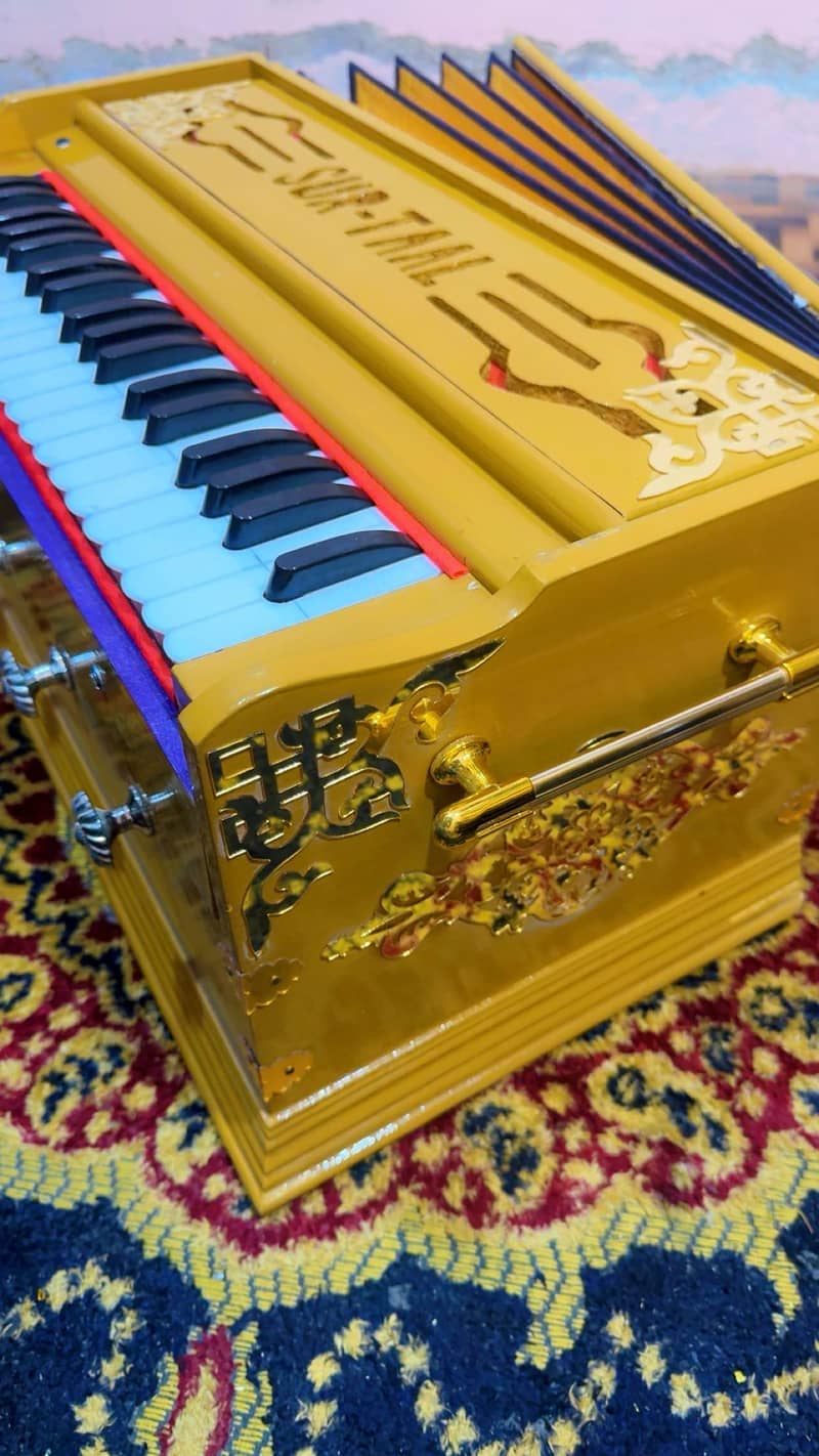 indian harmonium 1
