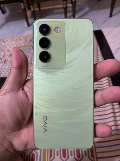 Vivo Y100 / 8-256