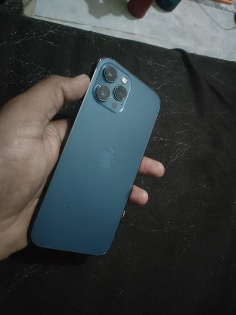 Apple iPhone 12 Pro Max 1