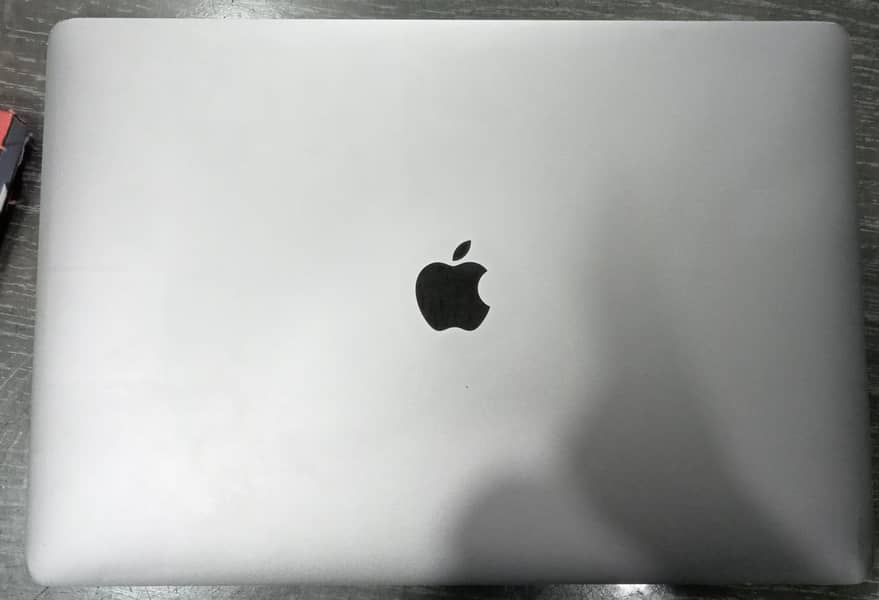 MacBook 2017 Pro 0