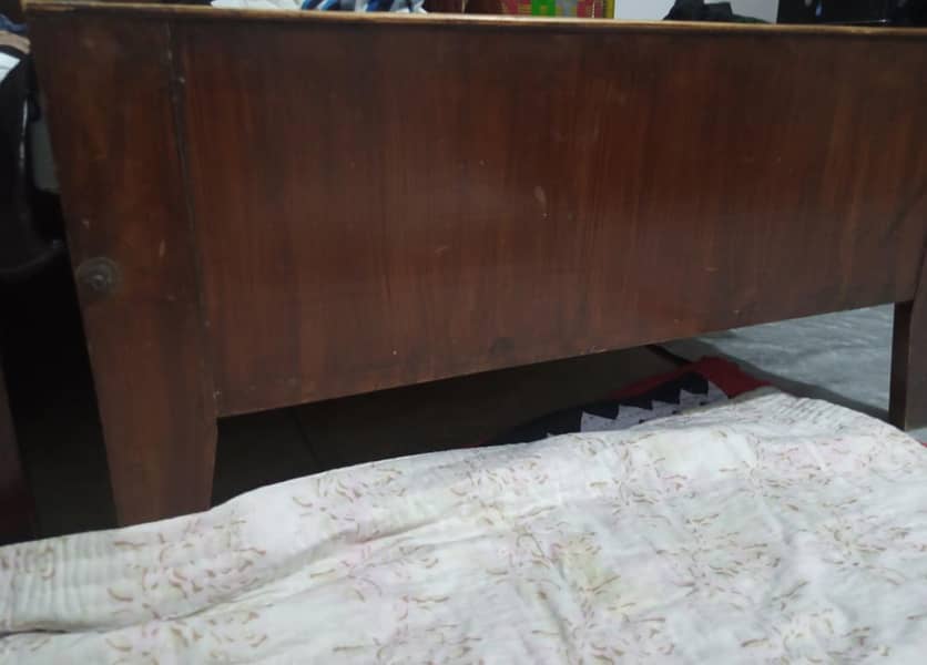 single beds 3