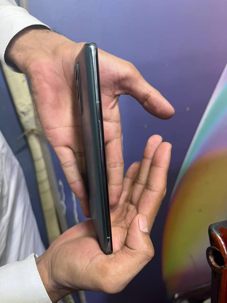 One Plus 9 Pro 4