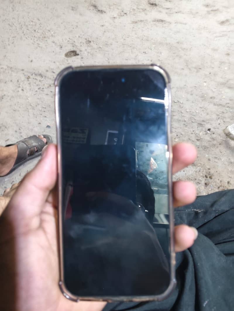 Apple iPhone 15 2