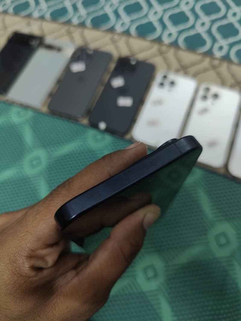 Apple iPhone 15 Pro Max 5