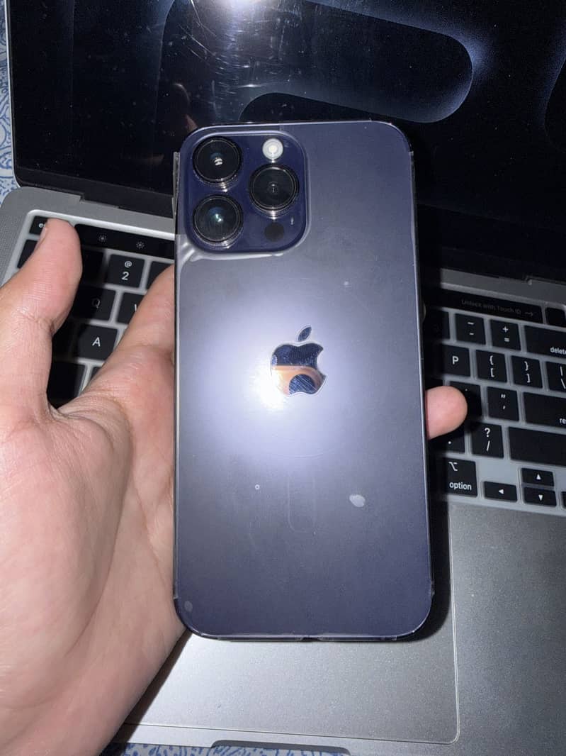 Apple iPhone 14 Pro Max 0