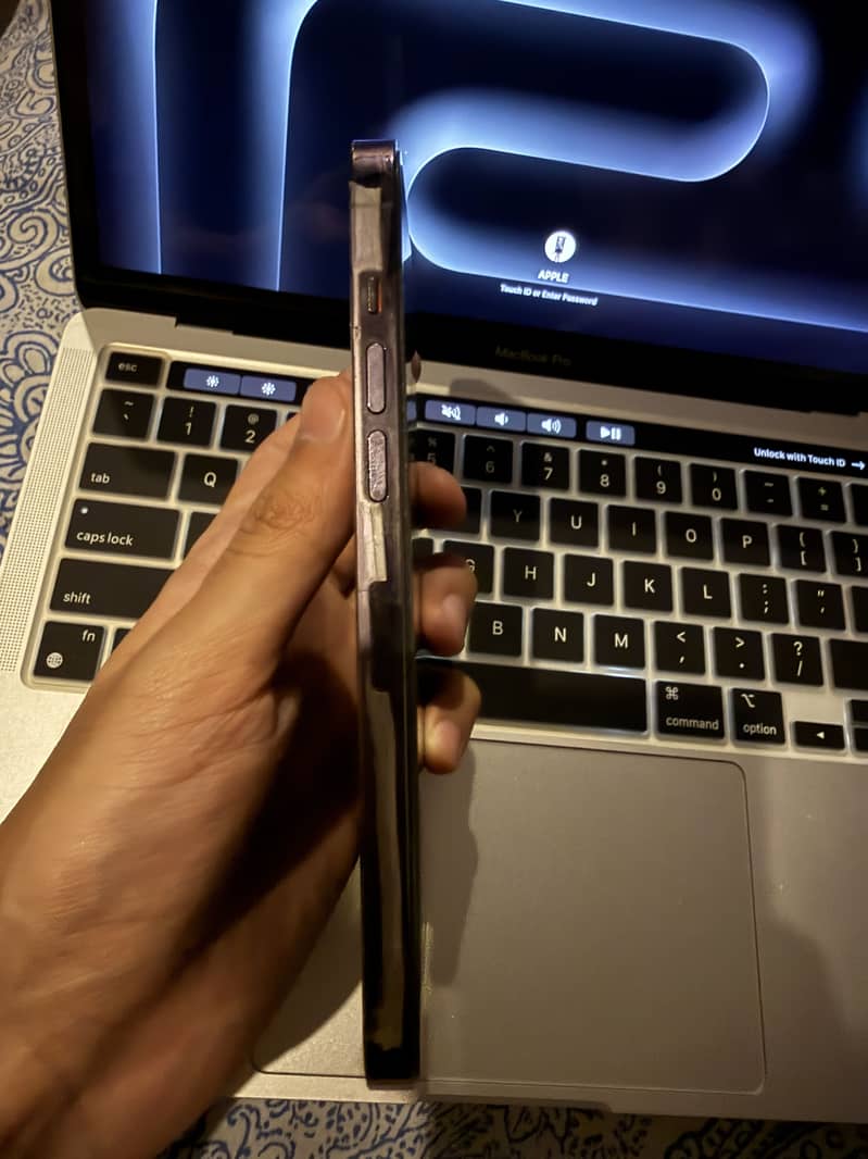 Apple iPhone 14 Pro Max 3