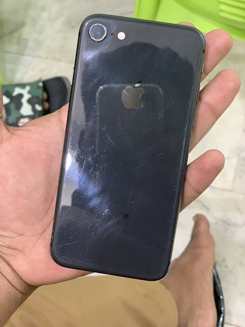 Apple iPhone 8 2