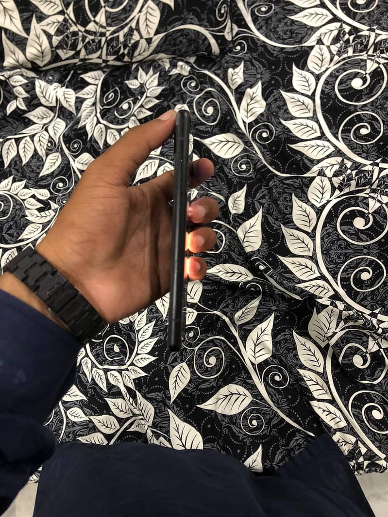 Google Pixel 6a 4